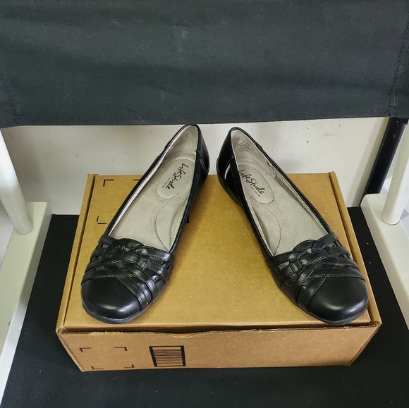 LIFESTRIDE Womens Diverse Flat Size 9 N - Picture 4 of 13